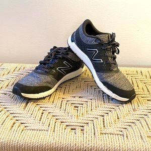 Women’s black and gray New Balance 577 Training  Shoe size 7.5